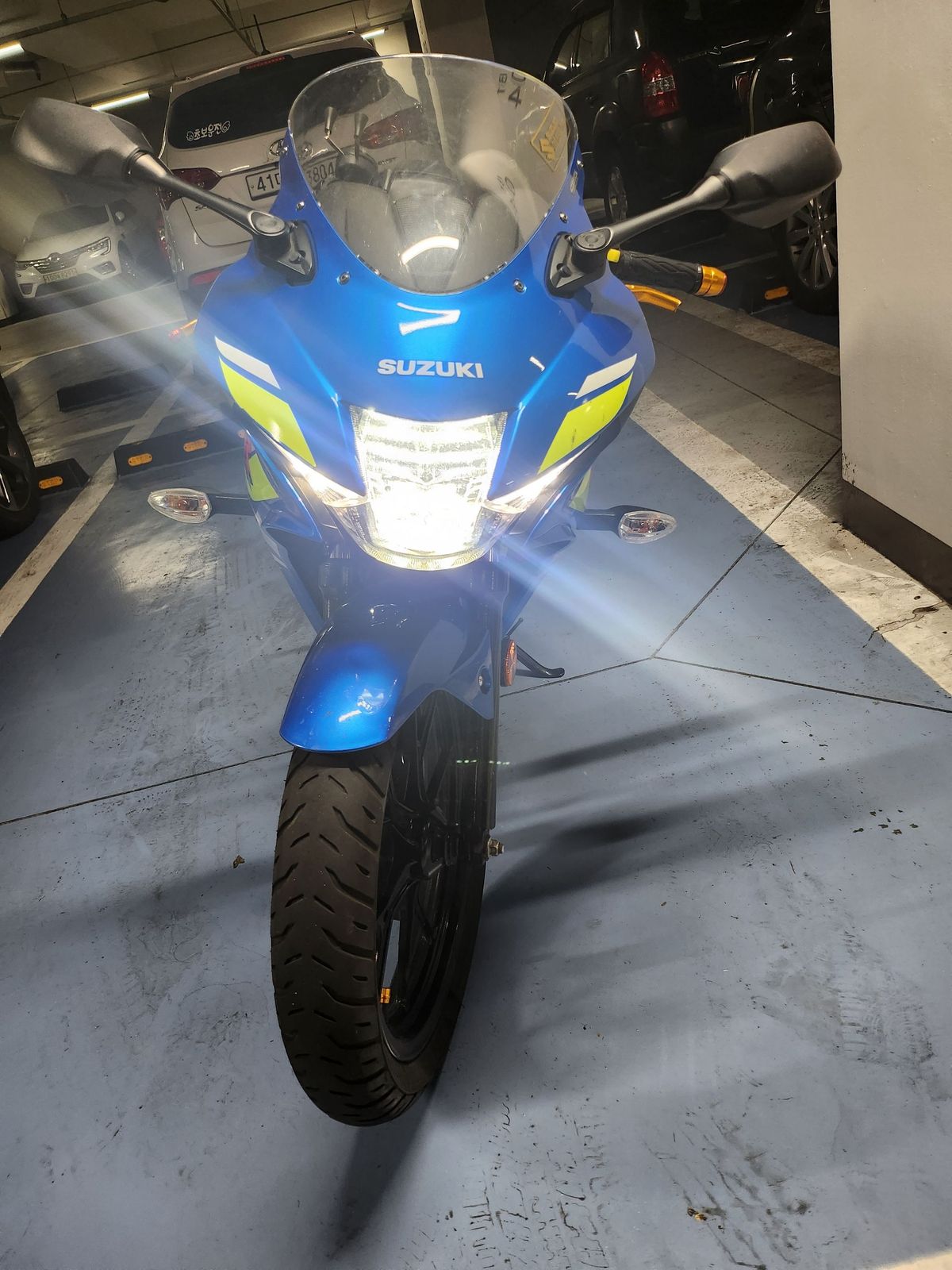 스즈키 GSX R 125 ABS more
