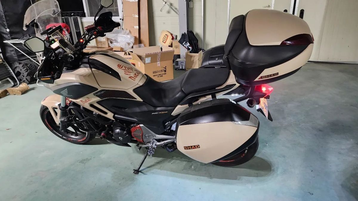 혼다 NC 750 X 8