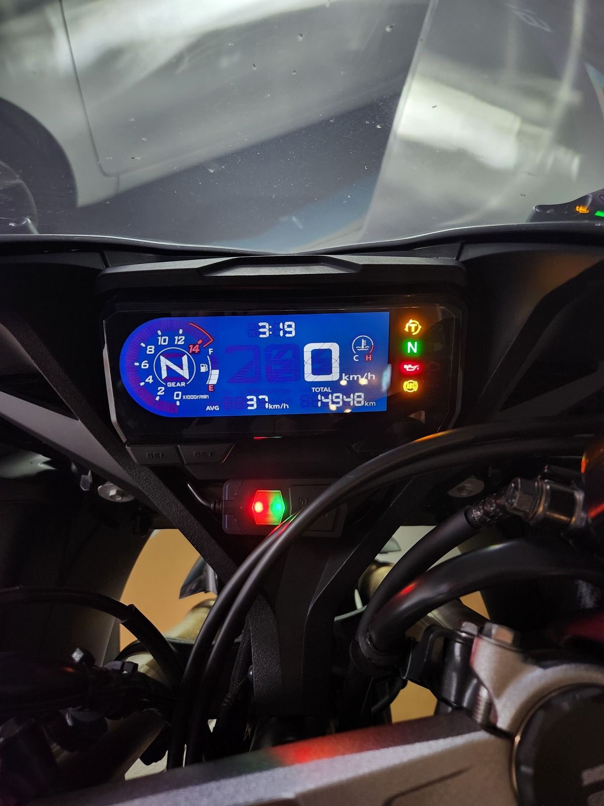 혼다 CBR 650 R MT 5