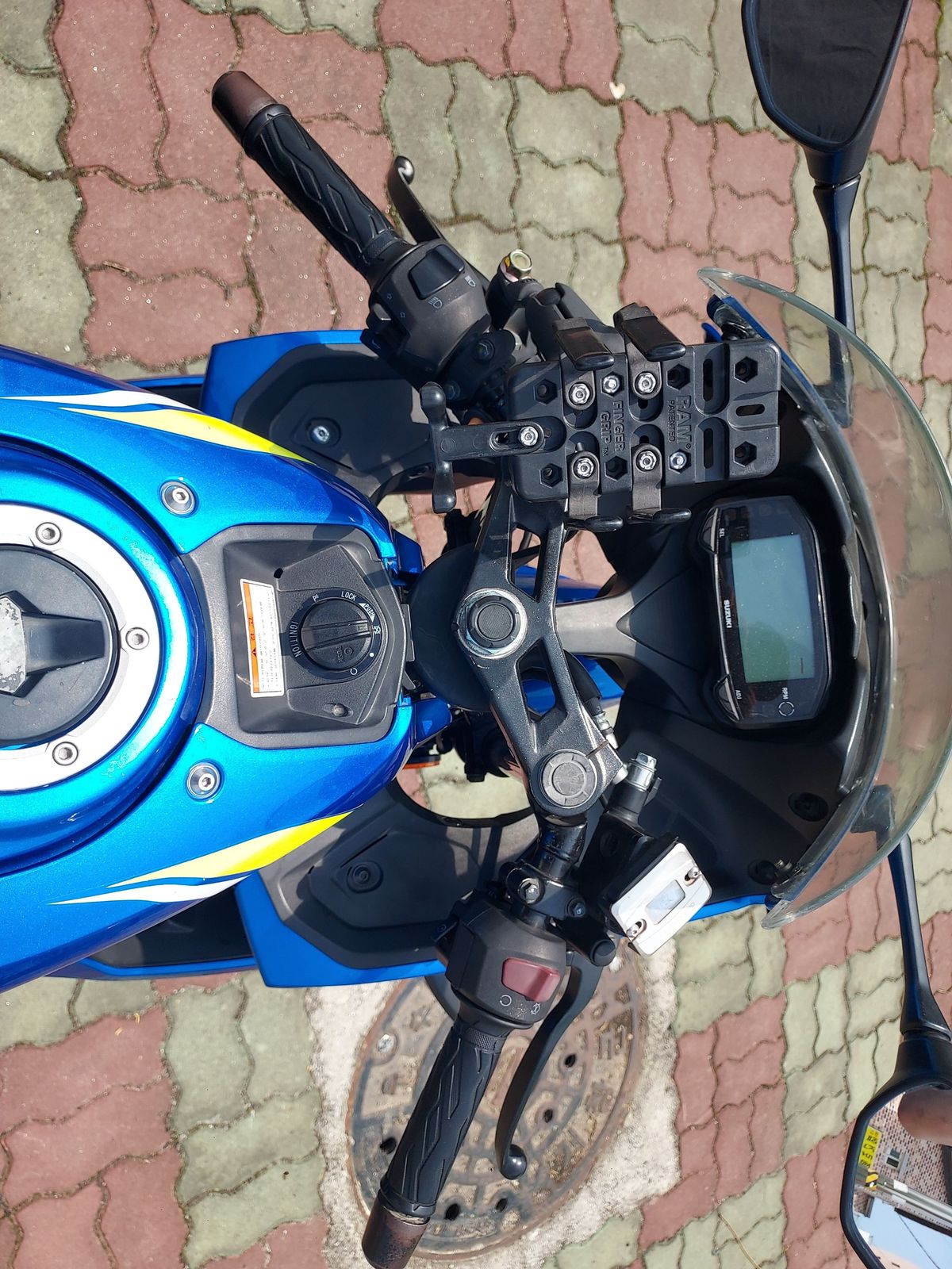 스즈키 GSX R 125 ABS 6