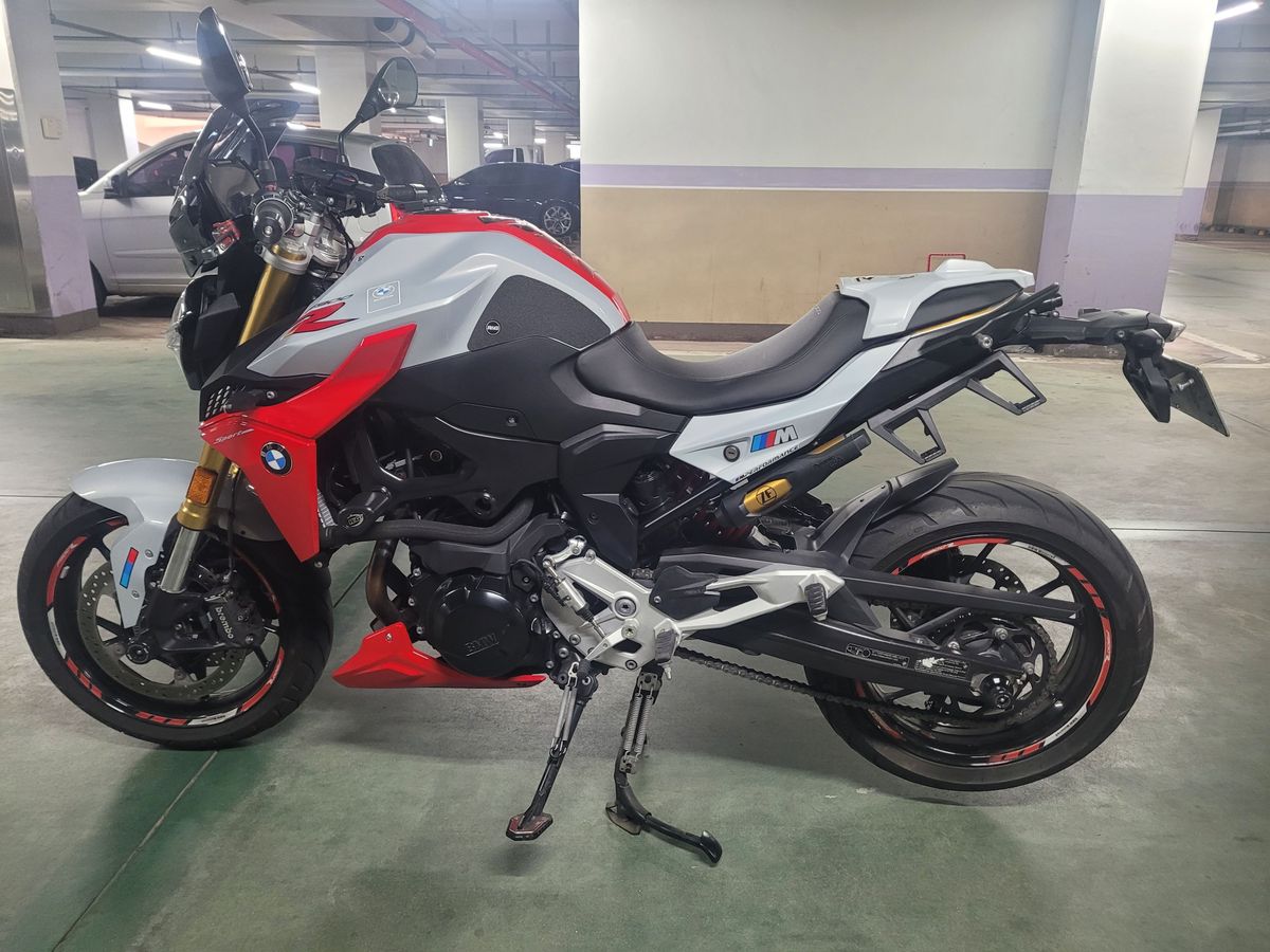 BMW F 900 R 12