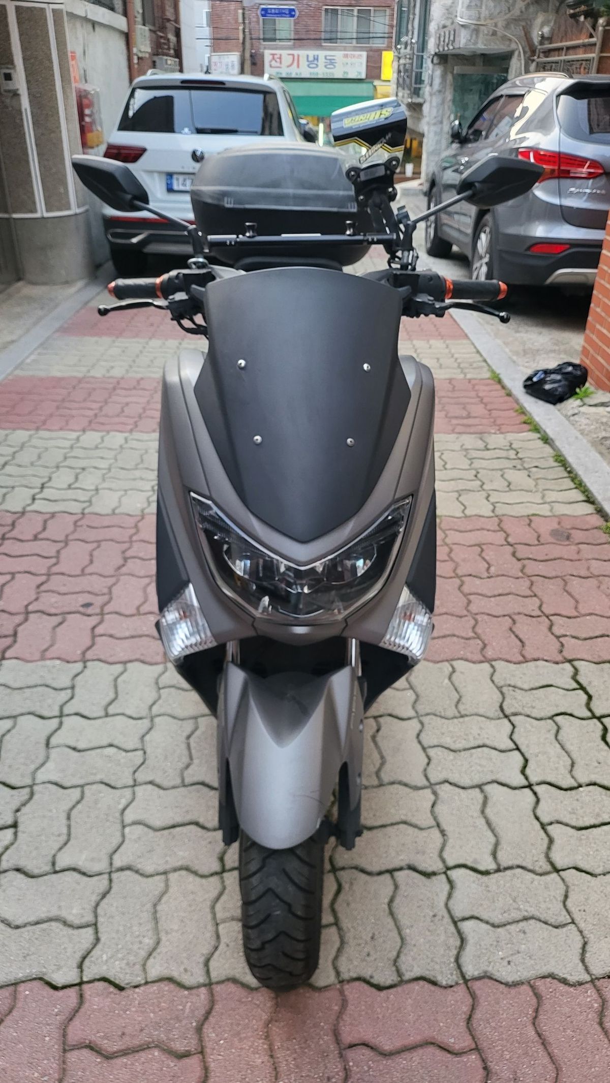 야마하 NMAX 125 more