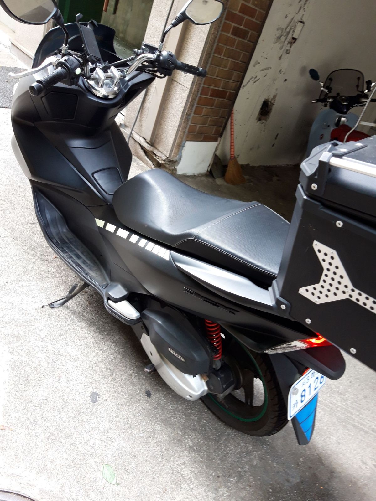 혼다 PCX 125 thumb 2