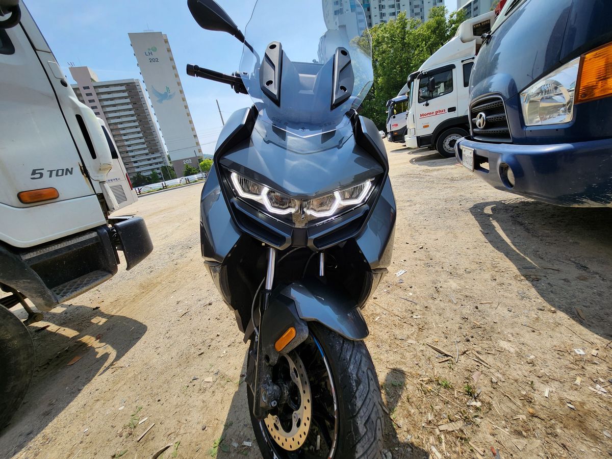 BMW C 400 GT more
