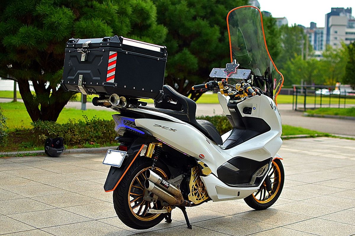 혼다 PCX 125 12