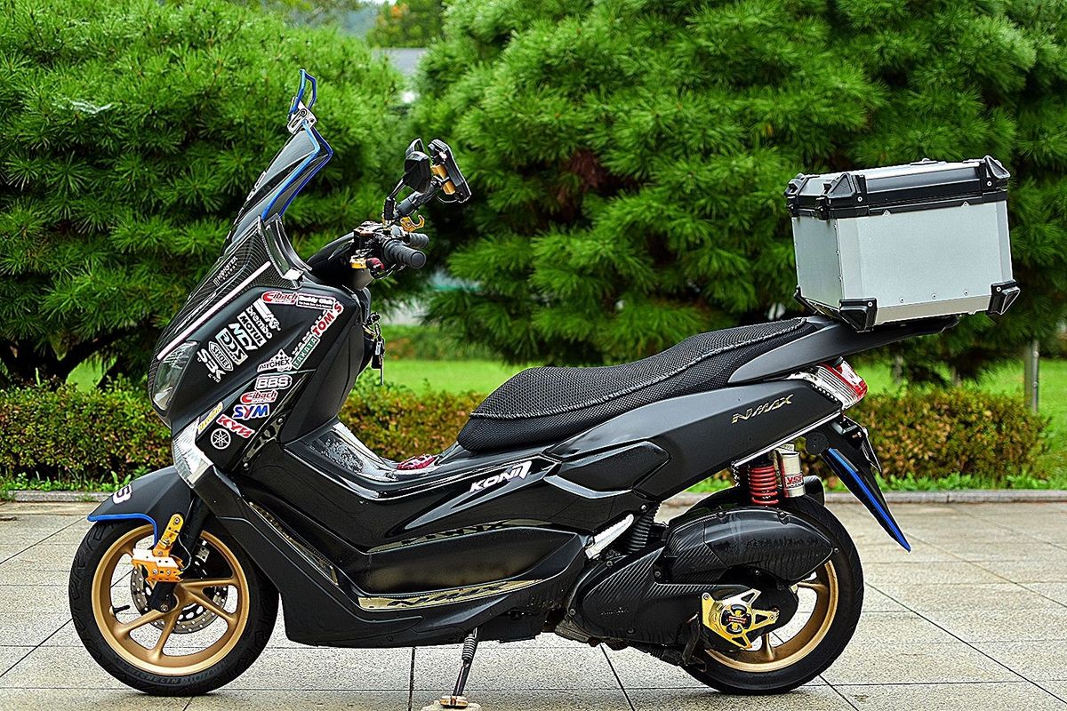 야마하 NMAX 125 thumb 2