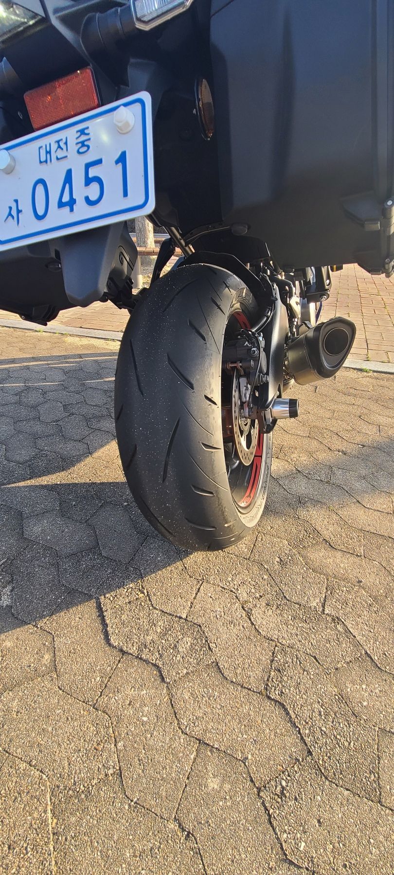스즈키 GSX S 1000 GT 9