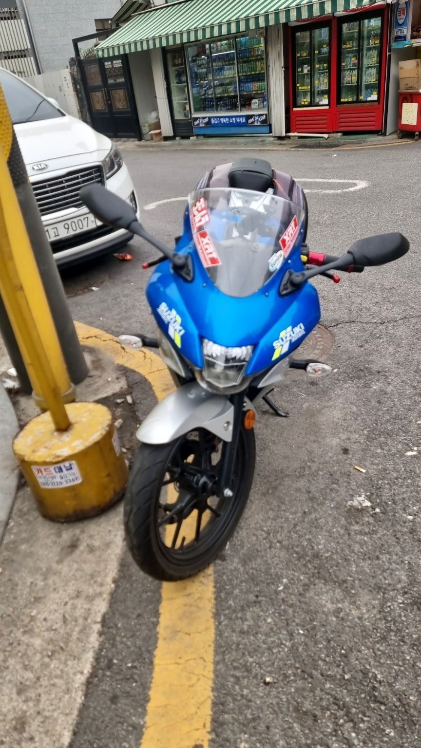 스즈키 GSX R 125 ABS more