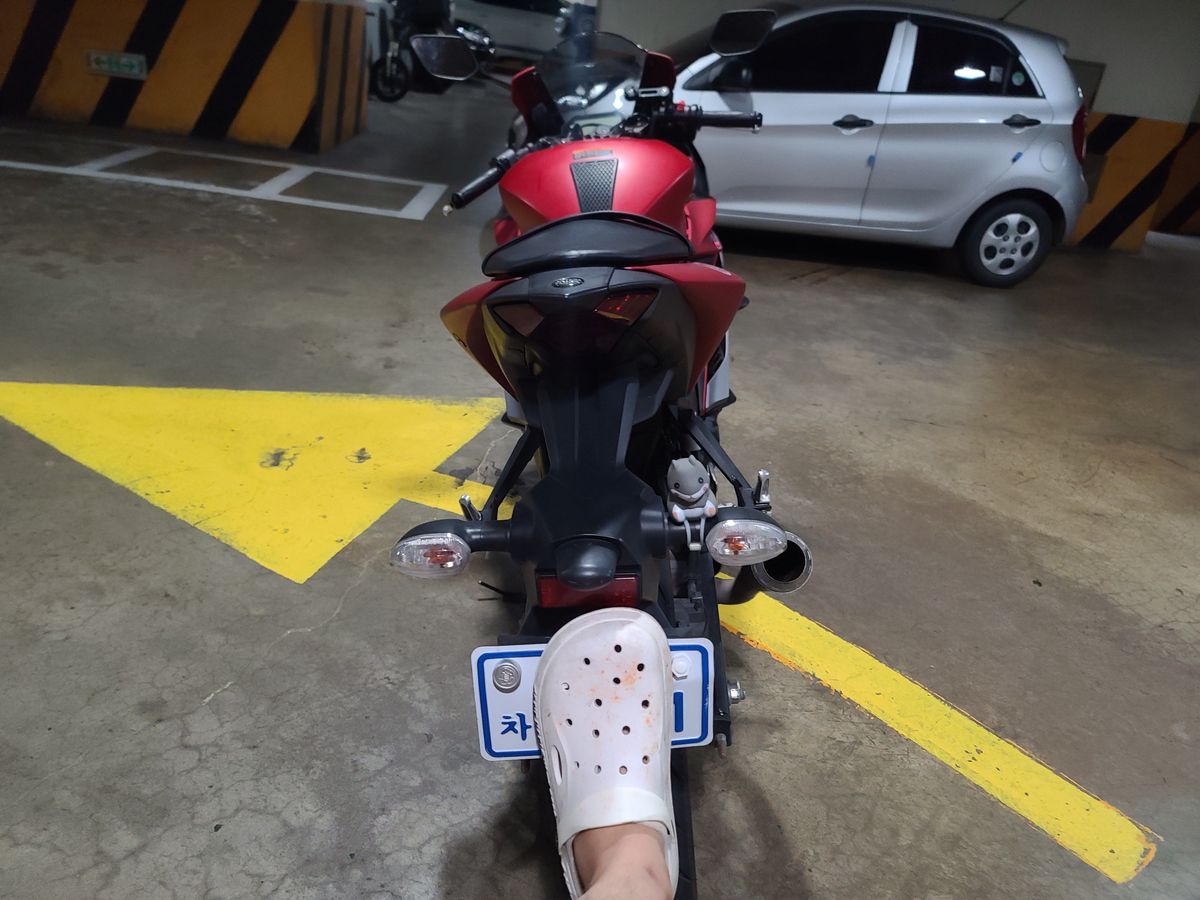 야마하 YZF R3 4