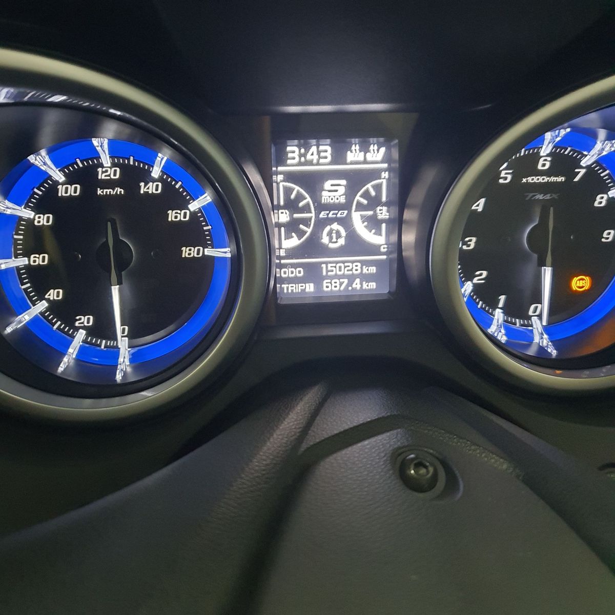 야마하 TMAX DX 5