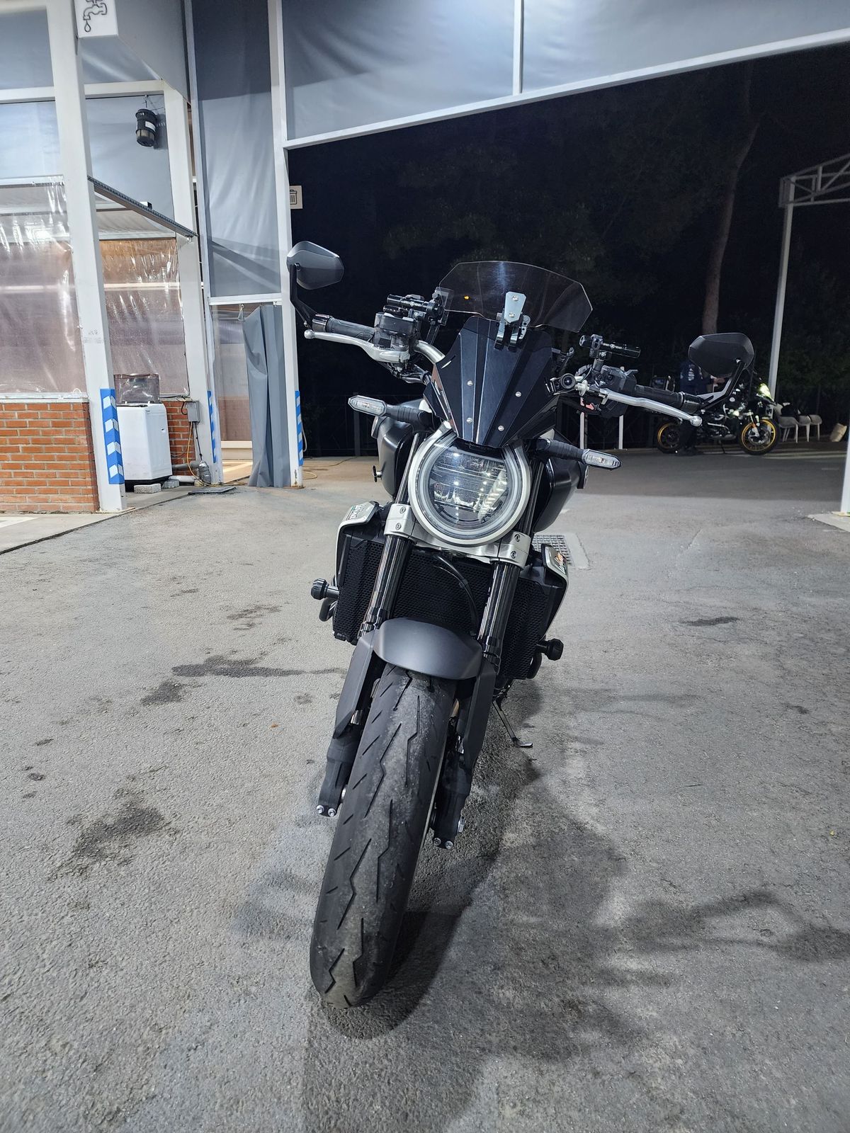 혼다 CB 1000 R more