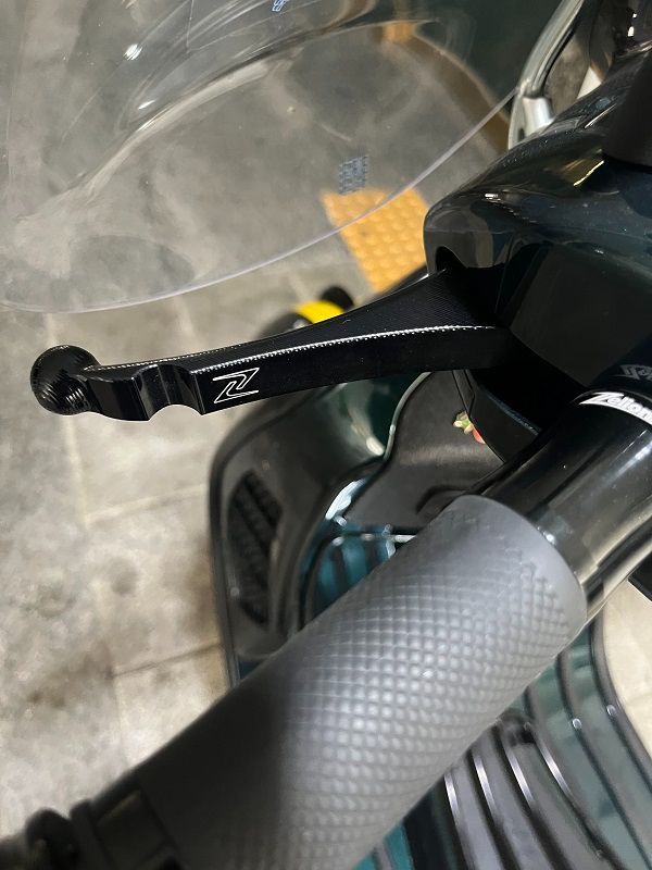 베스파 GTS 300 슈퍼 레이싱 식스티 more