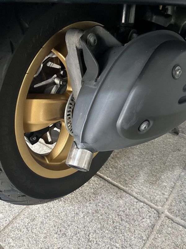 베스파 GTS 300 슈퍼 레이싱 식스티 10
